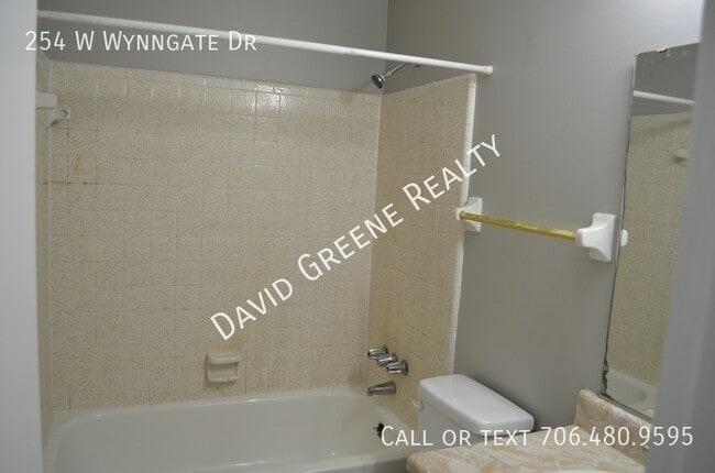 Building Photo - 254 W Wynngate Dr