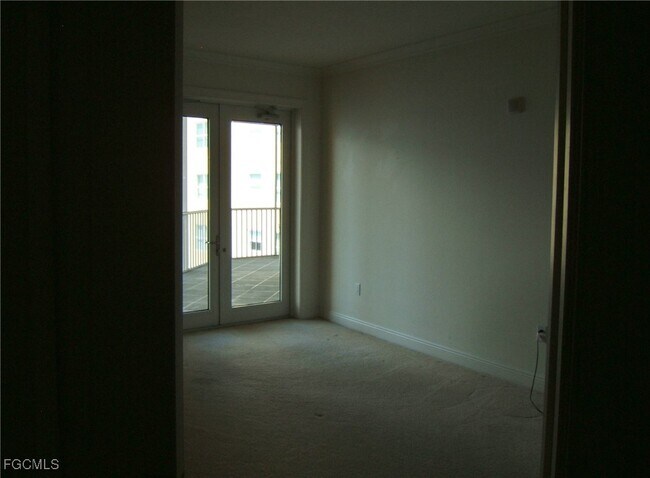Building Photo - 2745 First St