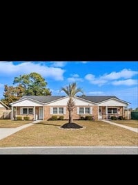 Building Photo - 1004 Belle Dr