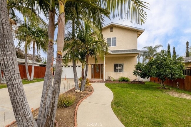 Building Photo - 642 N 6th Ave