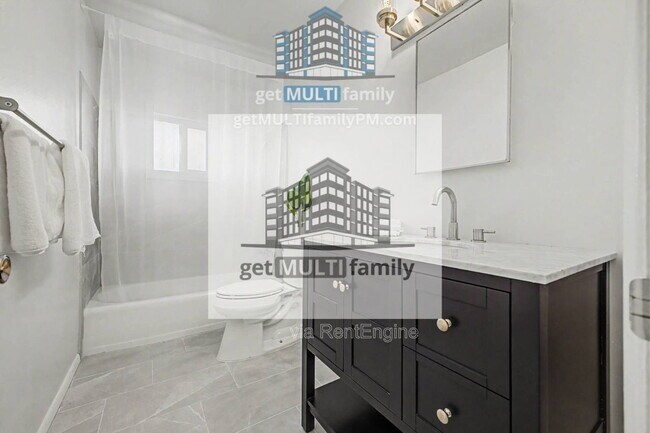 Building Photo - 4325 N 26th St