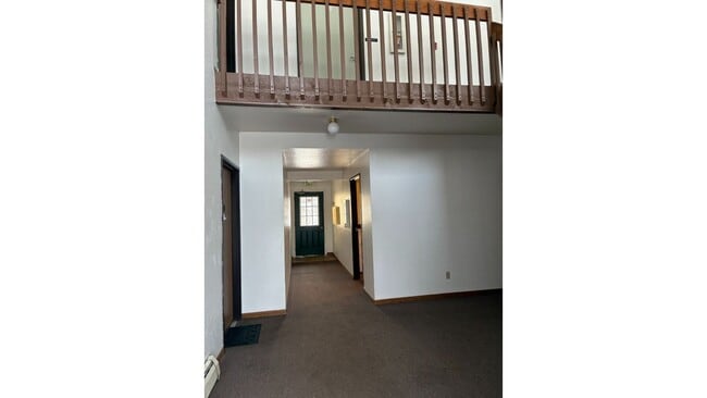 Building Photo - 512 W High St