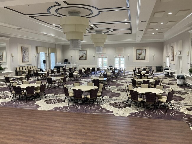 Building Photo - 364 Sunview Way