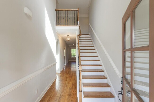 Building Photo - 7002 Brindle Ridge Way