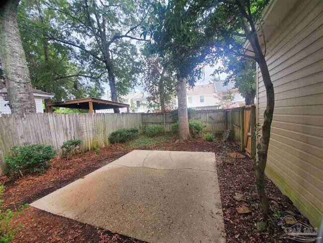 Building Photo - 6 Palao Rd