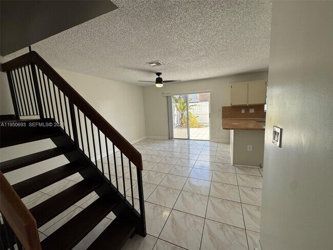 Building Photo - 6255 SW 129th Pl