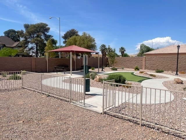 Building Photo - 137 Coronation Ave