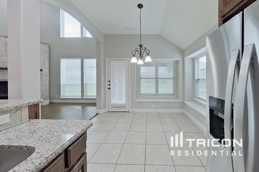 Building Photo - 13624 Cortes de Pallas Dr