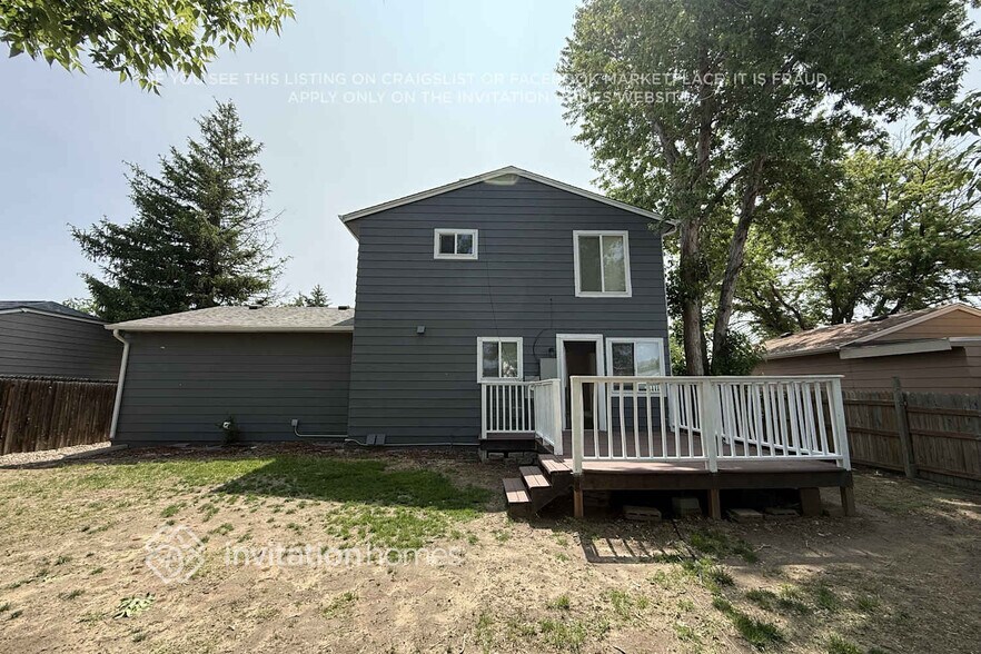 Building Photo - 4545 Davenport Way
