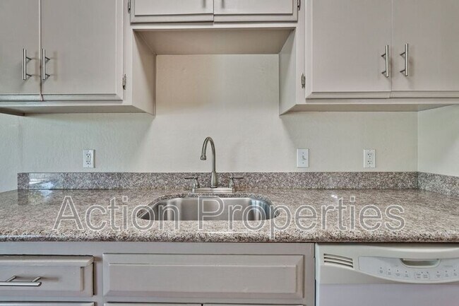 Building Photo - 255 S Rengstorff Ave