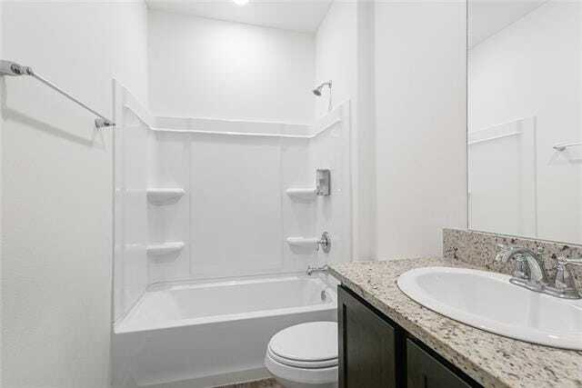 Building Photo - 5265 Summer Pecan Rd