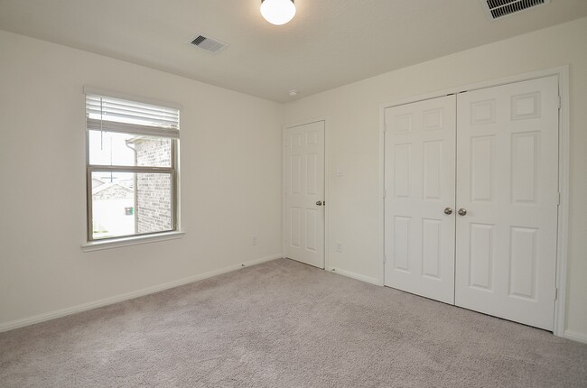 Building Photo - 2892 Grand Anse Dr