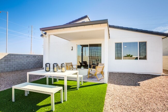 Building Photo - Now Available! Brand New 4 Bedroom Home! N...