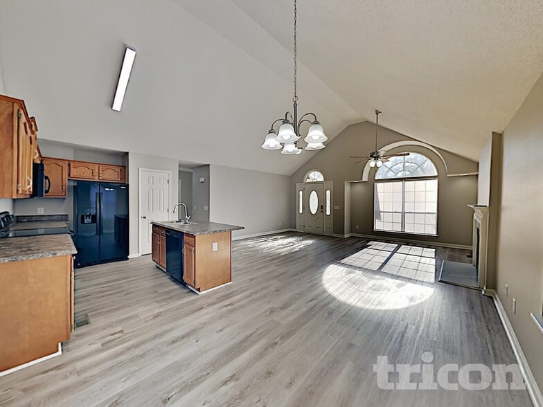 Building Photo - 1056 Stirrup Pl NW