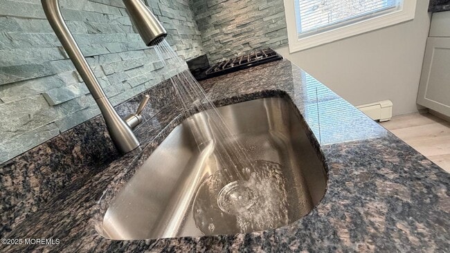 Building Photo - 420 Cross Rd