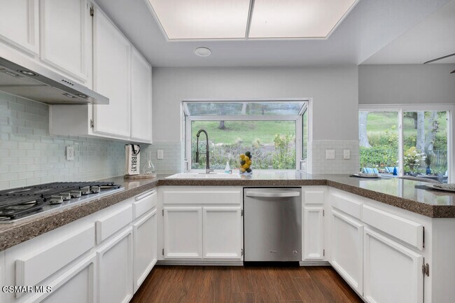 Building Photo - 5092 Benedict Ct