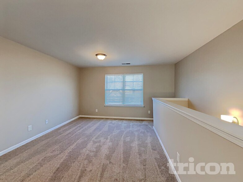 Building Photo - 2906 San Saba St