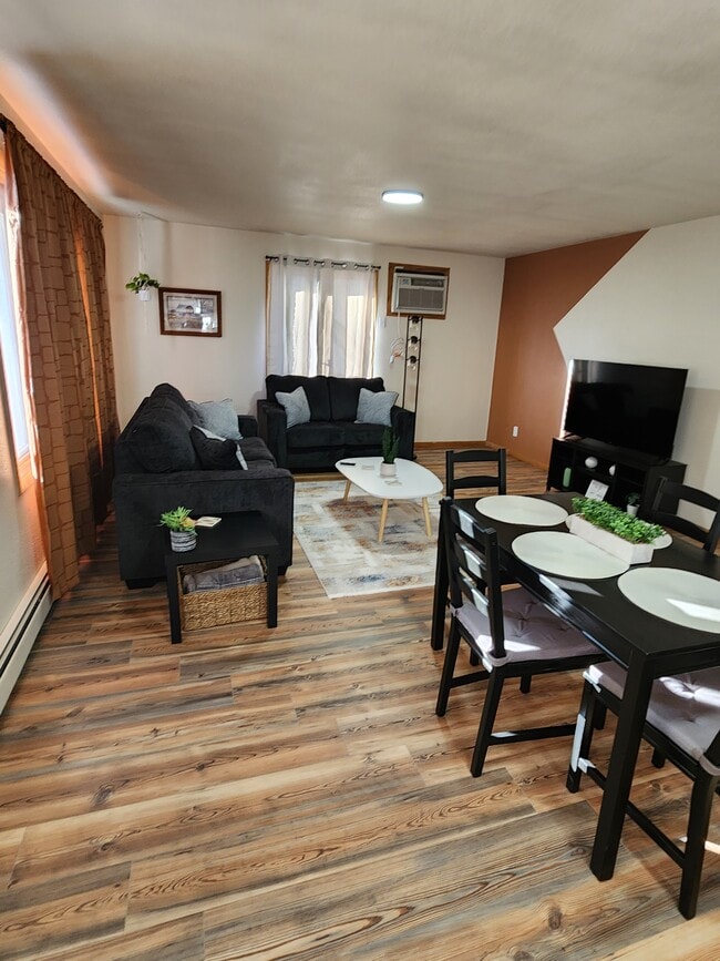 Building Photo - 4-plex