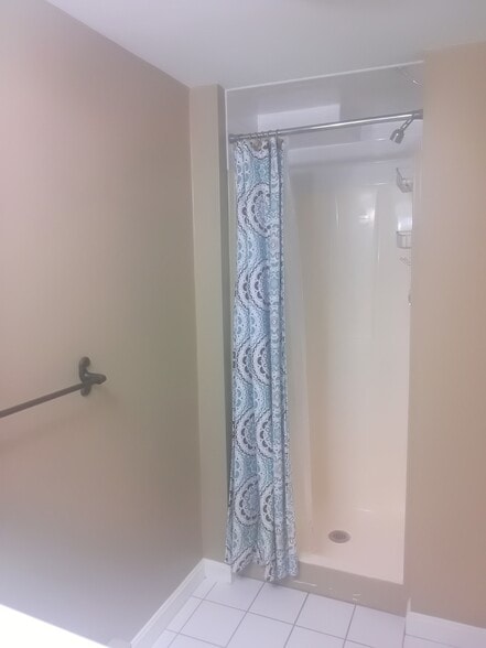 Upper bathroom - 1 Brigham St