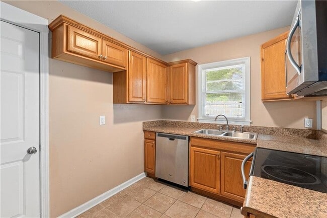 Building Photo - 4242 Marmora Dr