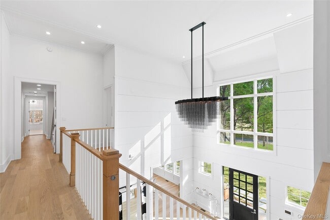 Building Photo - 94 Merchants Path