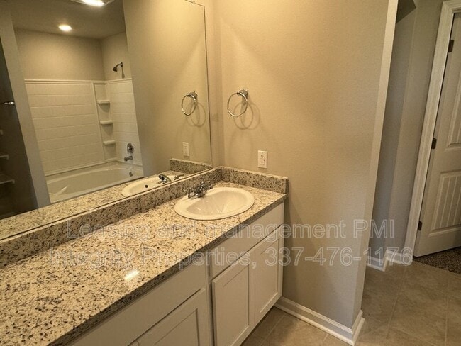 Building Photo - 116 Romain Picard Dr