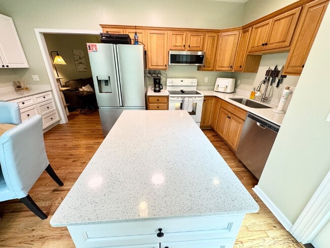 Building Photo - Beautiful 3 bedroom home in Providence Ridge, Seneca