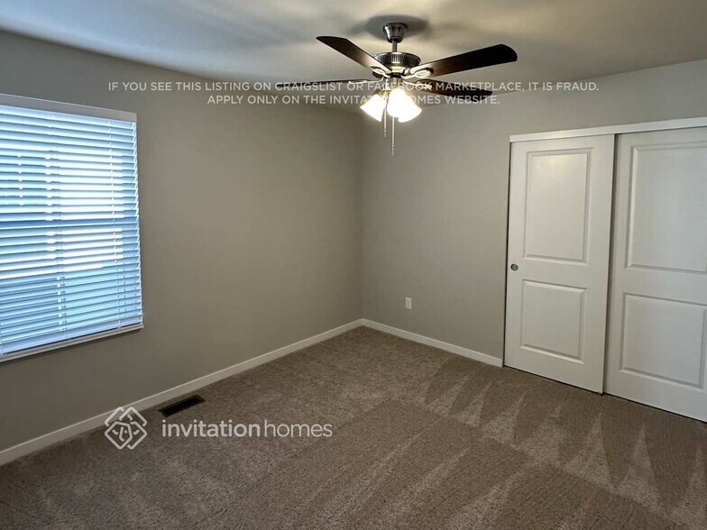 Building Photo - 9352 Ceylon St