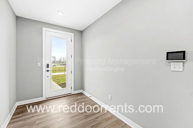 Building Photo - 7314 W County Rd 600 N