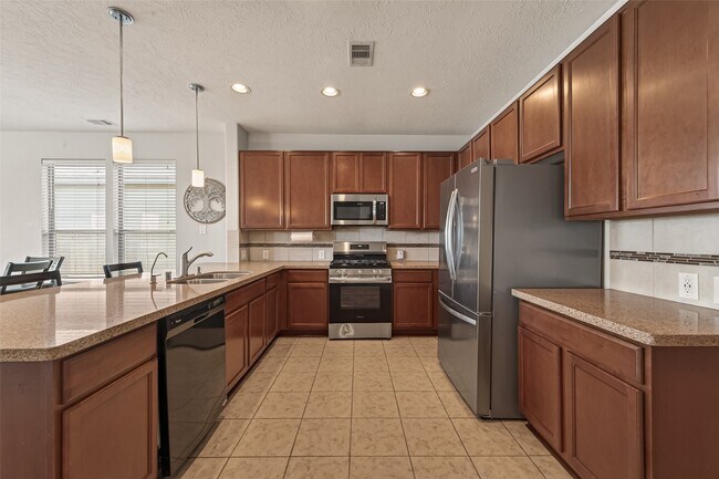 Building Photo - 4418 Brinton Saddle Ln