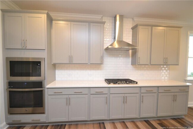 Building Photo - 421 Canyon Spring Trl