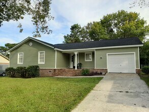 Building Photo - 3 Bedroom 2 Bath Ranch Home in the College Park Subdivision.