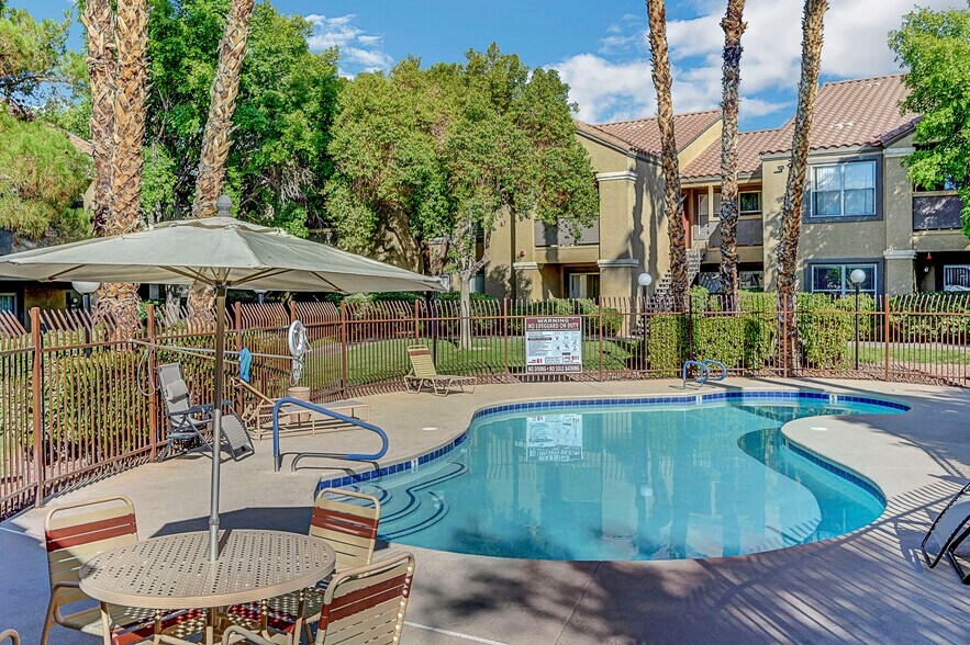 Building Photo - 2300 E Silverado Ranch Blvd