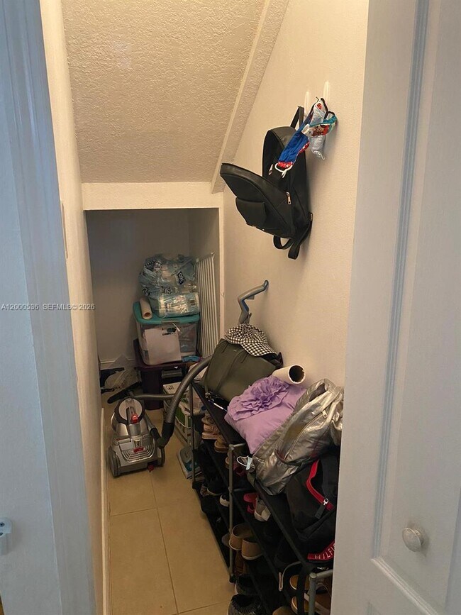 Building Photo - 11357 NW 42nd Terrace