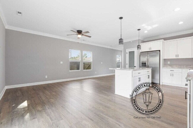 Building Photo - Charming 3-Bed Haven with 2.5 Baths in the Heart of Hampton!