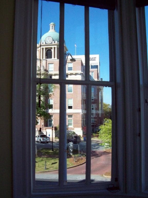 Building Photo - 610 Mulberry Street, #3