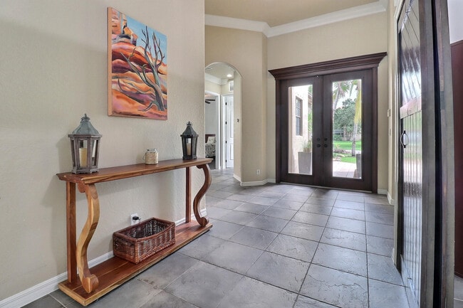 Building Photo - 1289 Beacon Cir