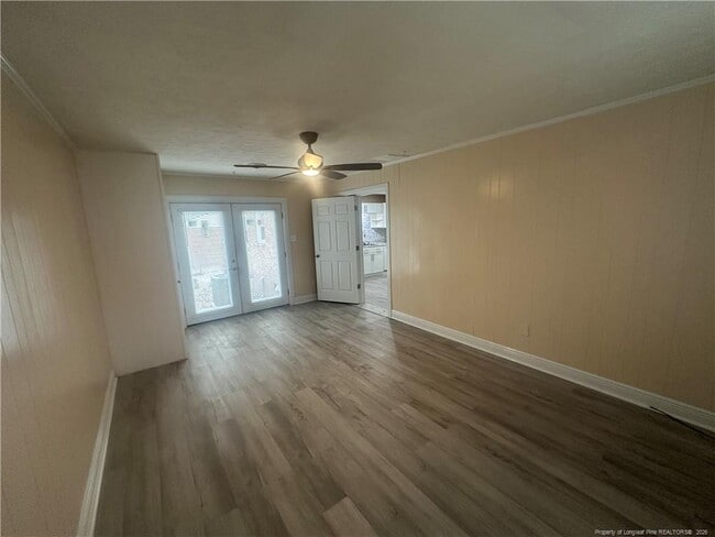 Building Photo - 6120 Conaway Dr