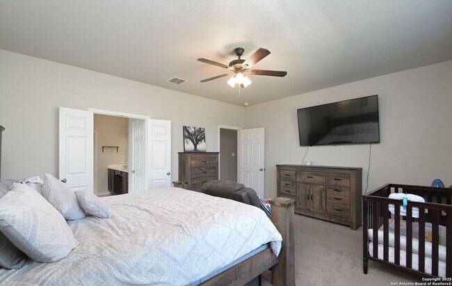 Building Photo - 5727 Ivans Farm