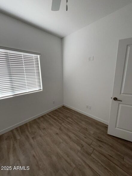 Building Photo - 3650 N Hohokam Dr