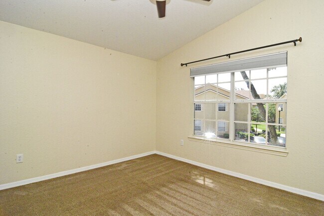 Building Photo - 864 Grand Regency Pointe