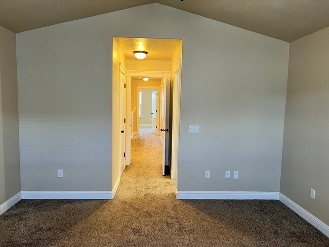 Building Photo - 3609 Autumn Colors Dr