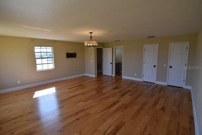 Building Photo - 3233 Hickory Tree Rd