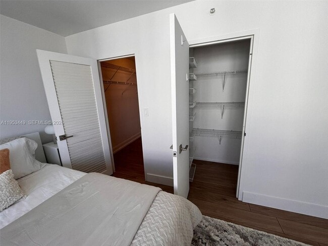 Building Photo - 9195 Collins Ave