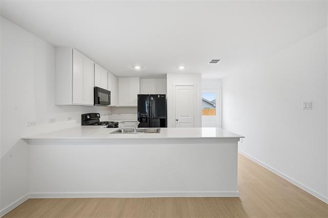 Building Photo - 1034 Raintree Rd