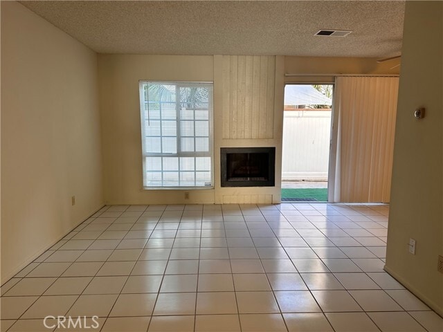 Building Photo - 4832 King Cir