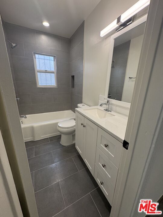 Building Photo - 133 Crescent Dr