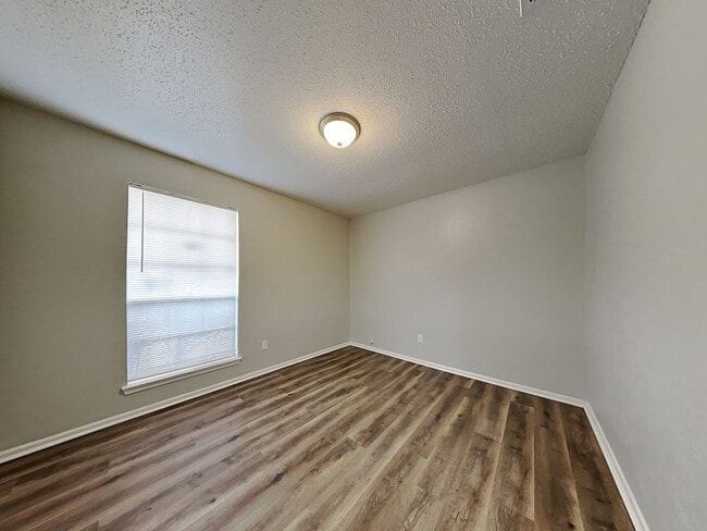 Building Photo - Newly Renovated Single Family Home | 3 BR/1.5BA | 1-Car Covered Parking | Gated backyard