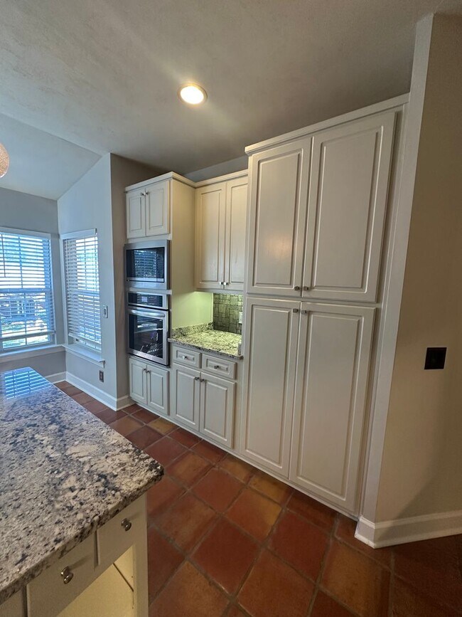 Building Photo - Killearn Pebble Creek HOA Community 2/2 Si...