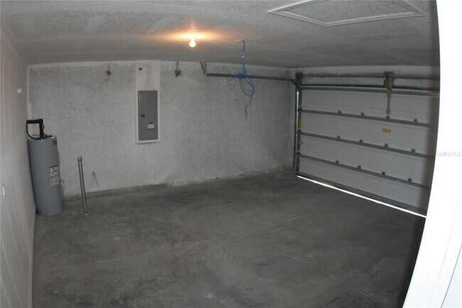 Building Photo - 4362 High Ridge Ave